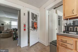 150 Kedron Ave, Folsom, PA 19033 - Photo 29