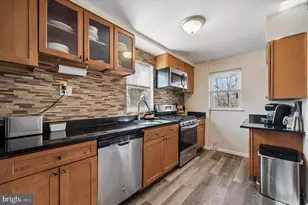 706 Felton Ave, Sharon Hill, PA 19079 - Photo 7