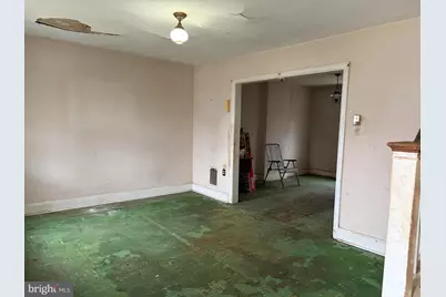 1107 Meadow Lane, Chester, PA 19013 - Photo 5