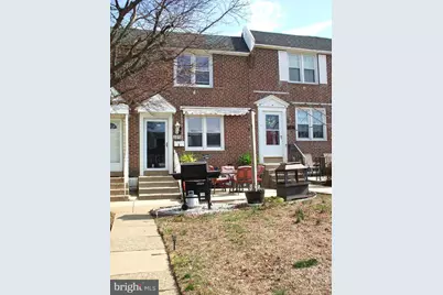 325 Westpark Lane, Clifton Heights, PA 19018 - Photo 1