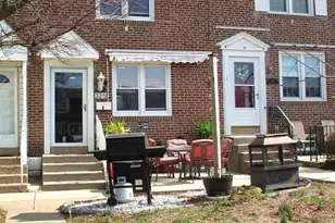 325 Westpark Ln, Clifton Heights, PA 19018 - Photo 1