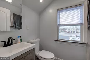 914 Anderson Ave, Marcus Hook, PA 19061 - Photo 27