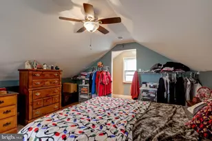 914 Anderson Ave, Marcus Hook, PA 19061 - Photo 25