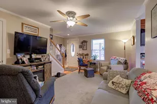 914 Anderson Ave, Marcus Hook, PA 19061 - Photo 7