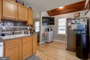 914 Anderson Ave, Marcus Hook, PA 19061 - Photo 13