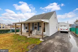 914 Anderson Ave, Marcus Hook, PA 19061 - Photo 3