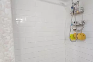 400 Market St, Marcus Hook, PA 19061 - Photo 9