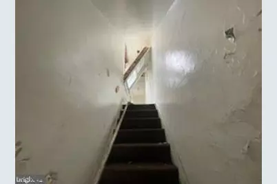 1108 W 3rd Street, Chester, PA 19013 - Photo 37