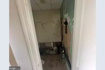 1108 W 3rd Street, Chester, PA 19013 - Photo 45