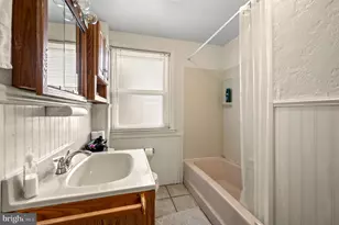 121 N Governor Printz Blvd, Essington, PA 19029 - Photo 11