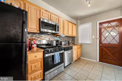 655 Saude Avenue, Essington, PA 19029 - Photo 7