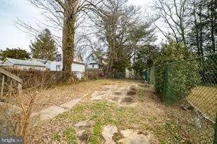 45 S Brighton Ave, Upper Darby, PA 19082 - Photo 23