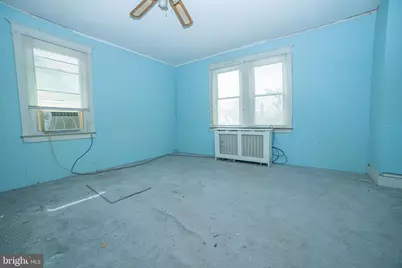 45 S Brighton Avenue, Upper Darby, PA 19082 - Photo 13