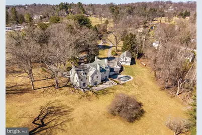 846 Maplewood Road, Wayne, PA 19087 - Photo 1