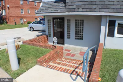 1001 E Darby Road #FIRST FLOOR UNIT A, Havertown, PA 19083 - Photo 3