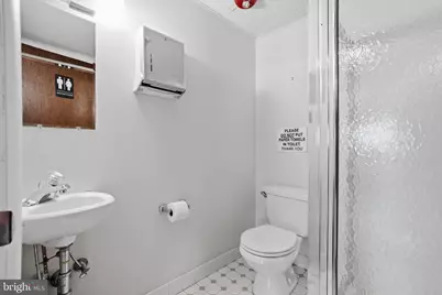1001 E Darby Road #FIRST FLOOR UNIT A, Havertown, PA 19083 - Photo 13