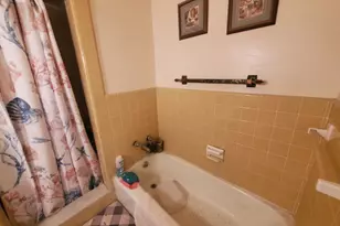 207 Avon Rd, Upper Darby, PA 19082 - Photo 19