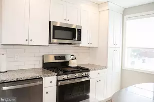 753 E 25th St, Chester, PA 19013 - Photo 5