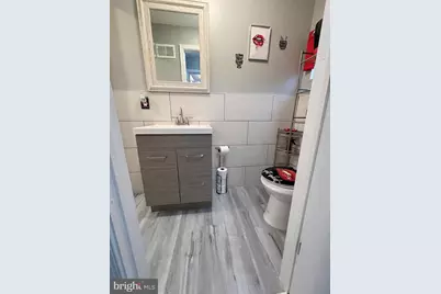 325 E 20th Street, Chester, PA 19013 - Photo 17