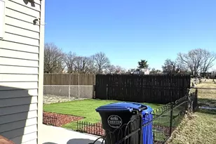 325 E 20th St, Chester, PA 19013 - Photo 37