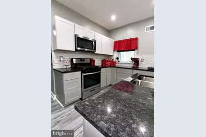 325 E 20th Street, Chester, PA 19013 - Photo 13