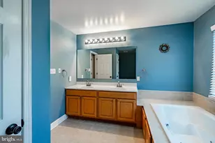 107 Luzak St, Upper Chichester, PA 19061 - Photo 33