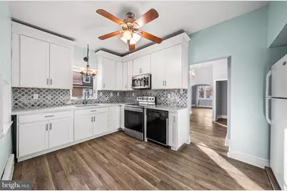 95 W Greenwood Avenue, Lansdowne, PA 19050 - Photo 9