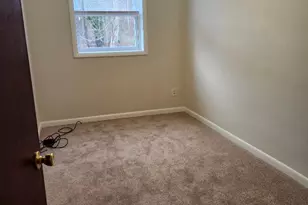 524 S Cedar Ln, Upper Darby, PA 19082 - Photo 9