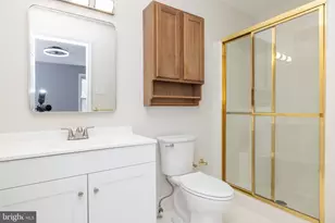 4417 Somerset Ln, Aston, PA 19014 - Photo 13