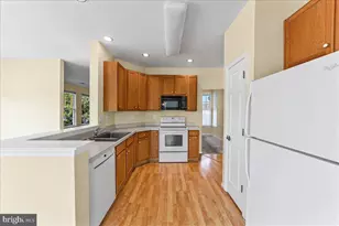 191 E Hunting Horn Ln, Glen Mills, PA 19342 - Photo 11