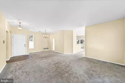 191 E Hunting Horn Lane, Glen Mills, PA 19342 - Photo 5