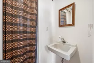 2312 Patricia Dr, Broomall, PA 19008 - Photo 49