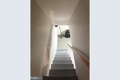 33 Mermont Circle, Darby, PA 19023 - Photo 27