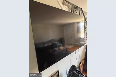 33 Mermont Circle, Darby, PA 19023 - Photo 3