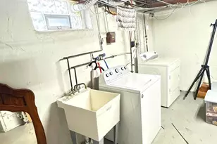 33 Mermont Cir, Darby, PA 19023 - Photo 13