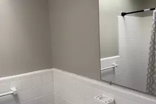 33 Mermont Cir, Darby, PA 19023 - Photo 7