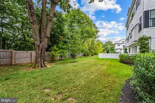 423 Maplewood Ave, Wayne, PA 19087 - Photo 9