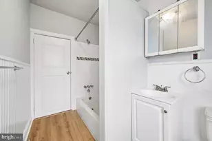 26 N 10th St, Darby, PA 19023 - Photo 15