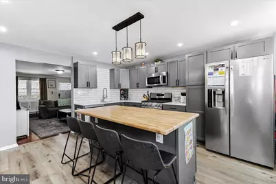 2313 Delmar Drive, Folcroft, PA 19032 - Photo 5