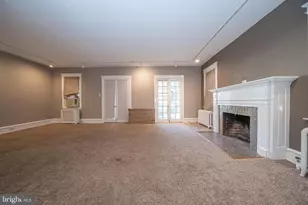 709 E 20th St, Chester, PA 19013 - Photo 9