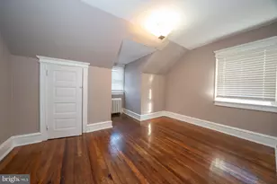 709 E 20th St, Chester, PA 19013 - Photo 49