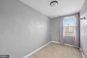 2201 Windsor Ave, Drexel Hill, PA 19026 - Photo 17