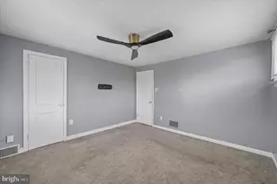 2201 Windsor Ave, Drexel Hill, PA 19026 - Photo 23