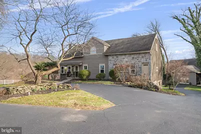 19 Memel Drive, Thornton, PA 19373 - Photo 1