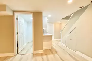 Bishop Dr, Aston, PA 19014 - Photo 49