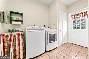 7 Bolingbroke Rd, West Chester, PA 19382 - Photo 33