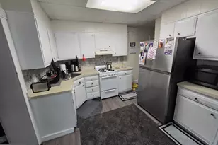 511 Chester Pike, Sharon Hill, PA 19079 - Photo 9