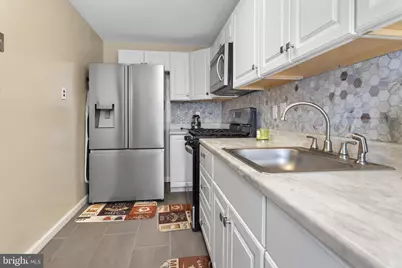 300 Pine Street, Glenolden, PA 19036 - Photo 9