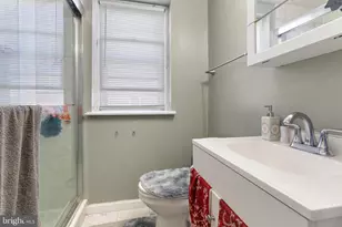 300 Pine St, Glenolden, PA 19036 - Photo 13