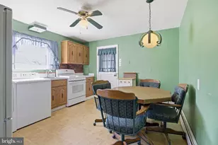 2704 Quaint St, Secane, PA 19018 - Photo 9